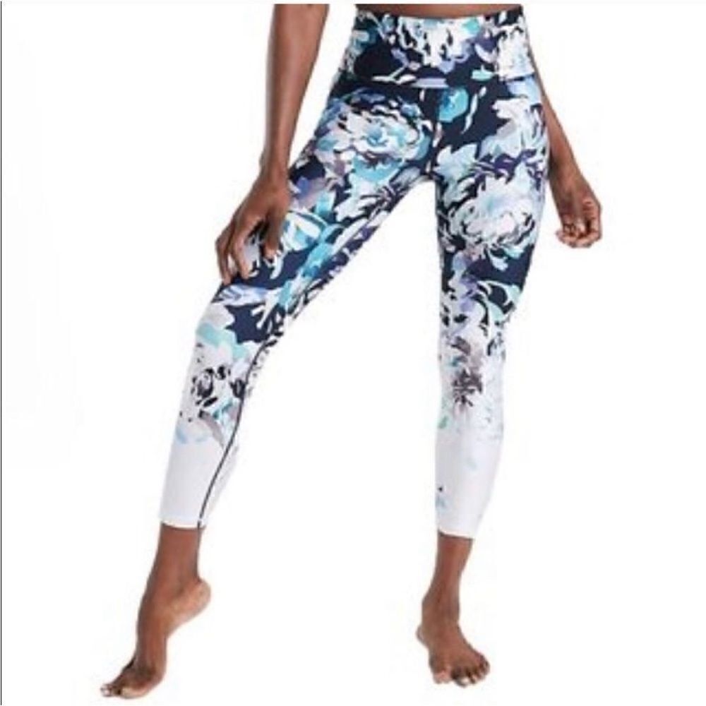 Athleta Elation Blossom 7/8 Tight